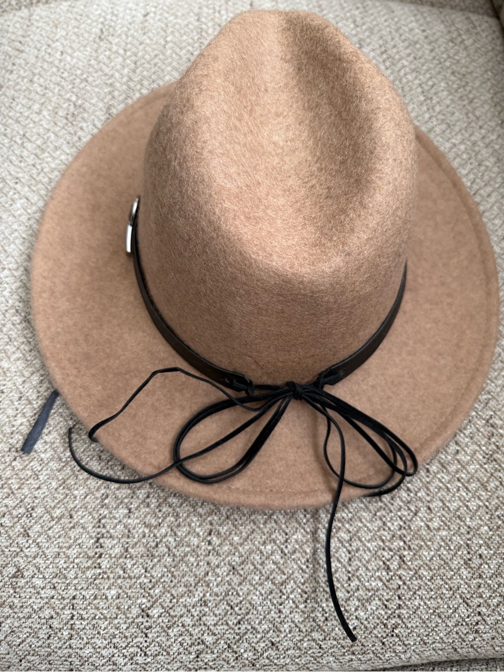 Classic Wool Brown Felt Fedora Hat with Dark Brown Band NWOT